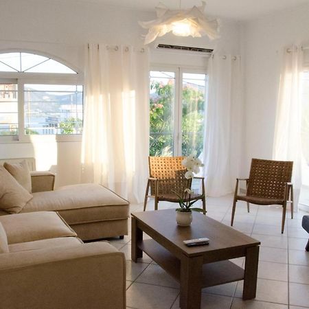 Eva'S House Apartment Kanithos Bagian luar foto